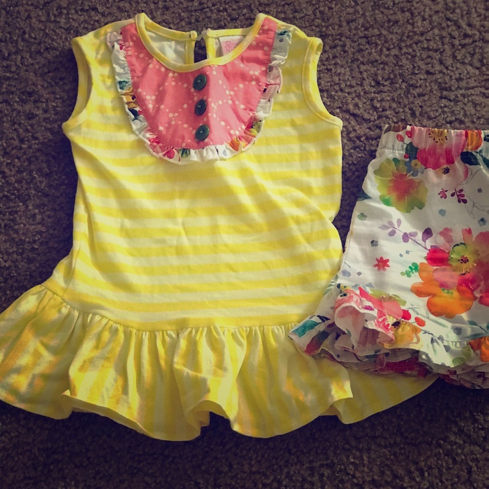 Daughter has grew out of them.
